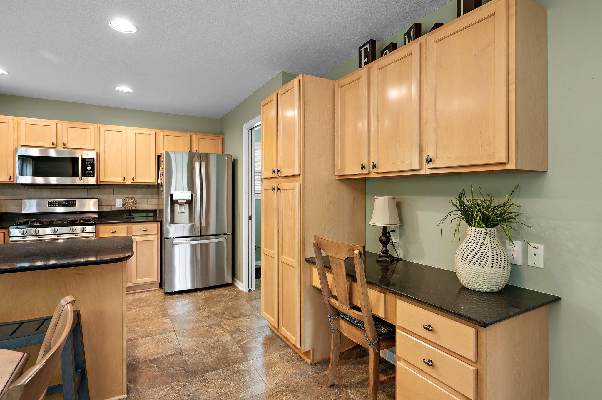 2006 Forest Ridge Lane Buffalo, MN 55313 - Photo 11 of 34