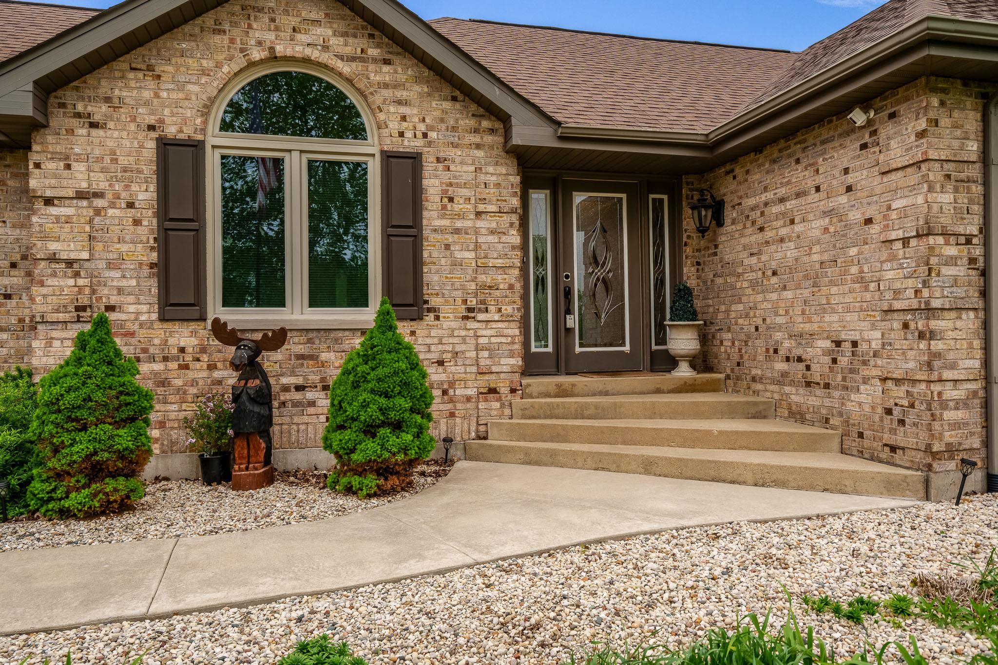 32 Shadow Ridge Lane Rockford, IL 61107 - Photo 3 of 62 Gallery Image 3