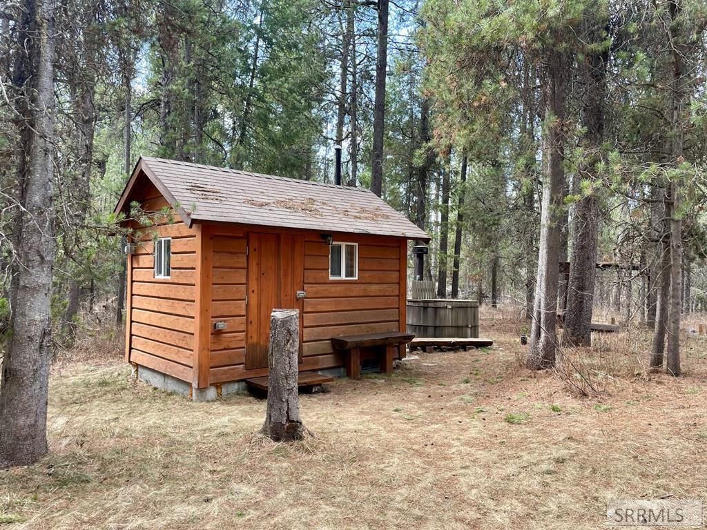 4537 North Elk Lp Road Ashton, ID 83420 - Photo 13 of 28