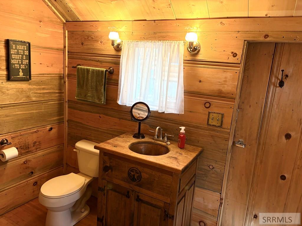 4537 North Elk Lp Road Ashton, ID 83420 - Photo 14 of 28