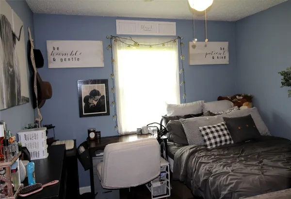 $215,000 | 303 North 9th Street, Beasley, TX 77417