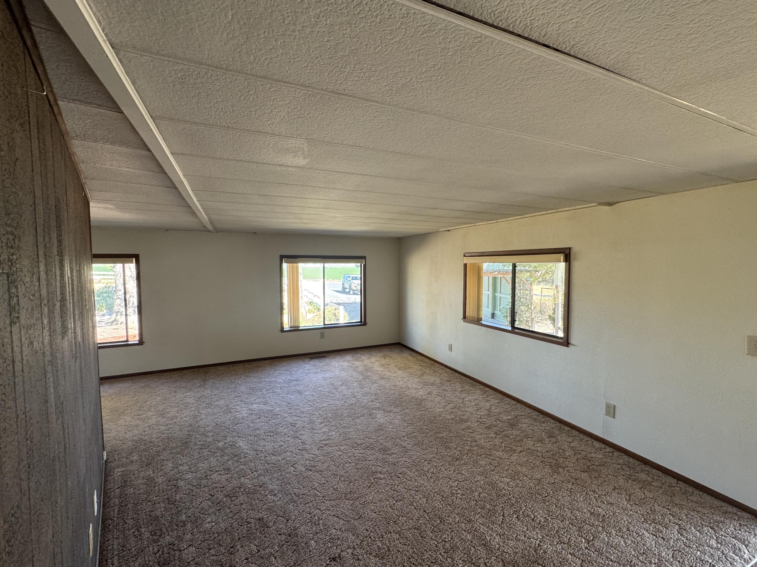 28281 Pickett Road Malin, OR 97632 - Photo 28 of 36 IMG_7759