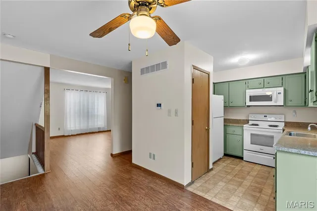 $142,500 | 2412 Silkwood Drive, St. Louis, MO 63114