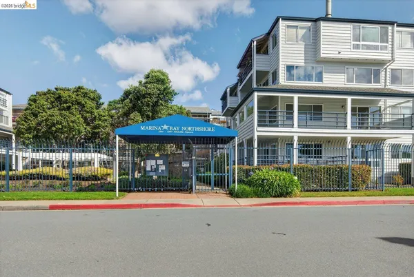 $375,000 | 1205 Melville Square, Unit 204, Richmond, CA 94804
