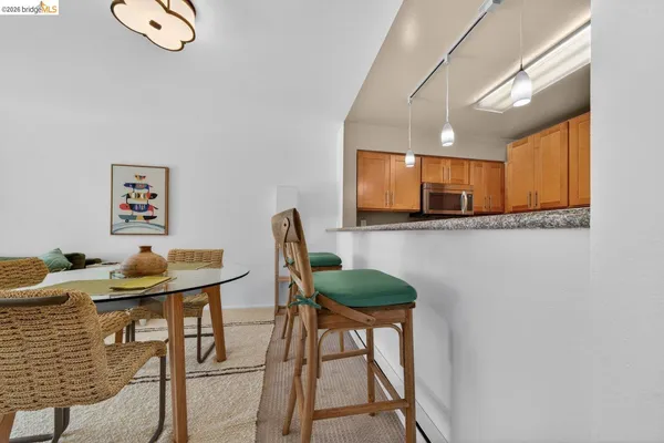 $375,000 | 1205 Melville Square, Unit 204, Richmond, CA 94804