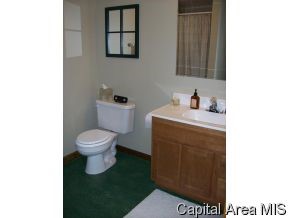 400 5 Forks Drive Springfield, IL 62711 - Photo 8 of 11 Gallery Image 8