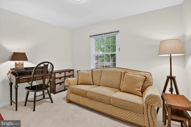 $1,400,000 | 9412 Turnberry Drive, Potomac, MD 20854