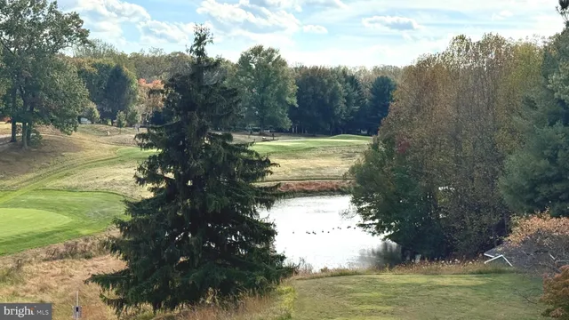 $1,400,000 | 9412 Turnberry Drive, Potomac, MD 20854