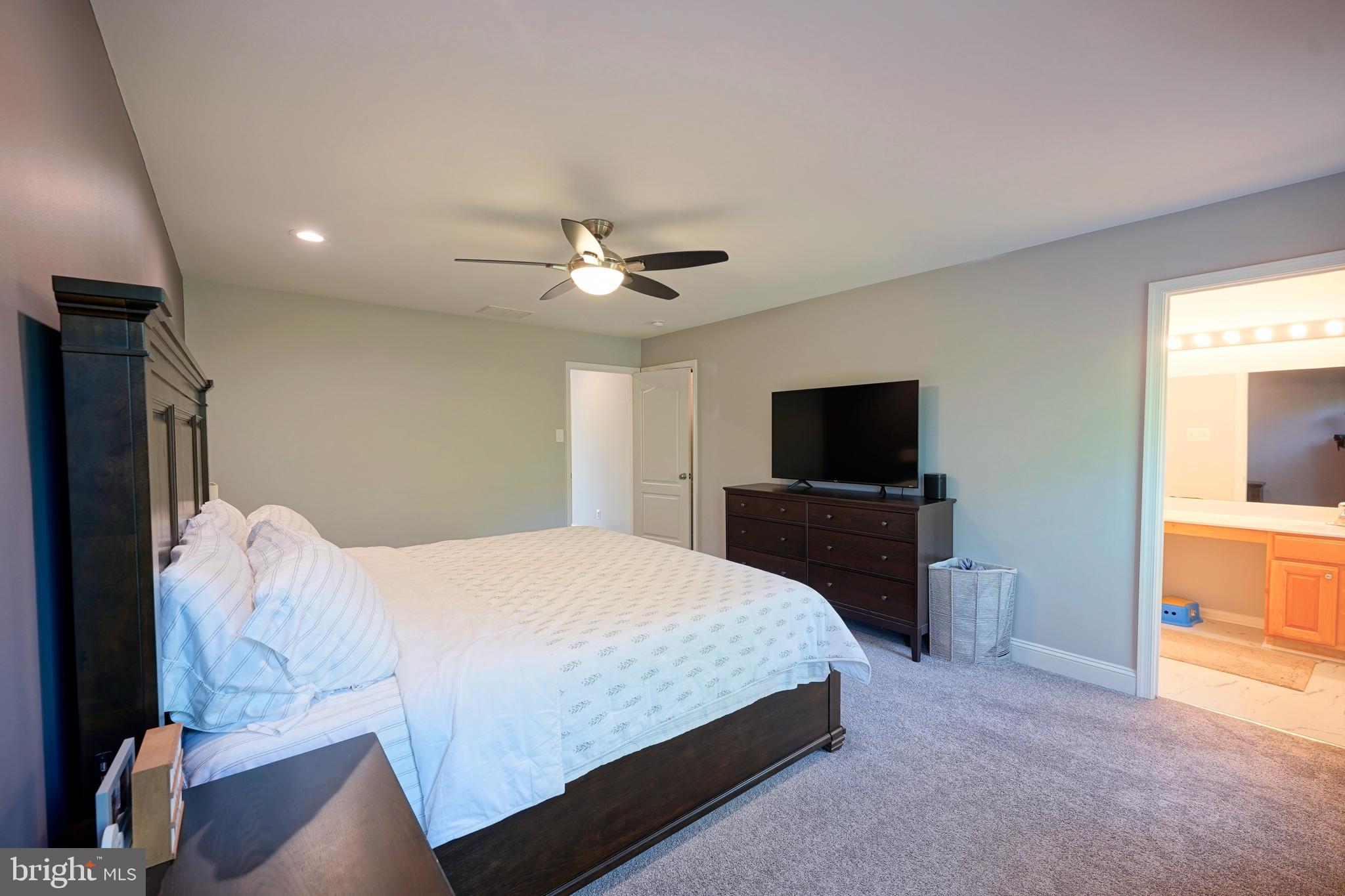 36 Crows Nest Court Mount Laurel, NJ 08054 - Photo 23 of 37