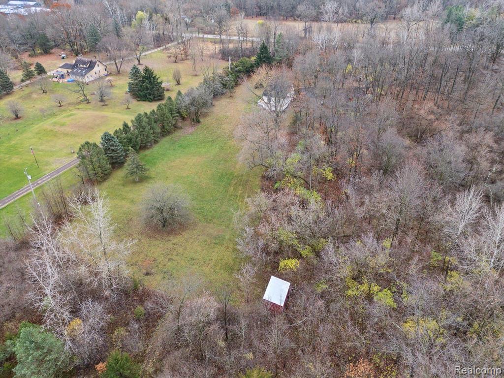 8319 Bennett Lake Road Fenton, MI 48430 - Photo 42 of 52