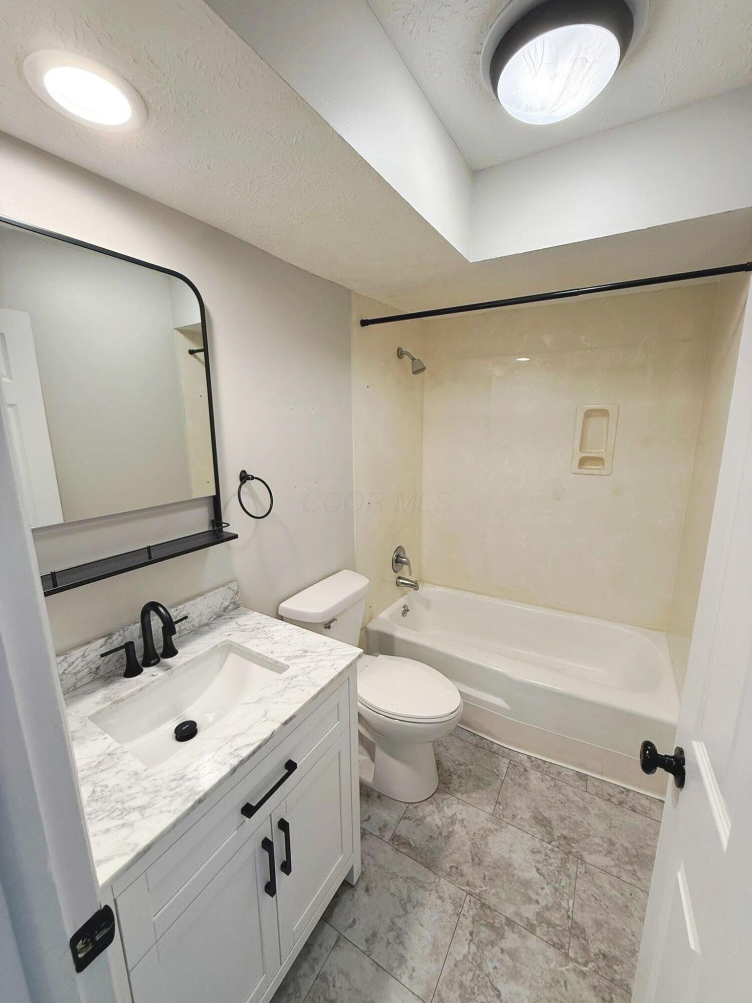 5464 Aspen Road Columbus, OH 43229 - Photo 20 of 26 5208478251000097968