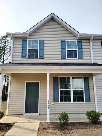 $1,950 | 3944 Volkswalk Place, Raleigh, NC 27610