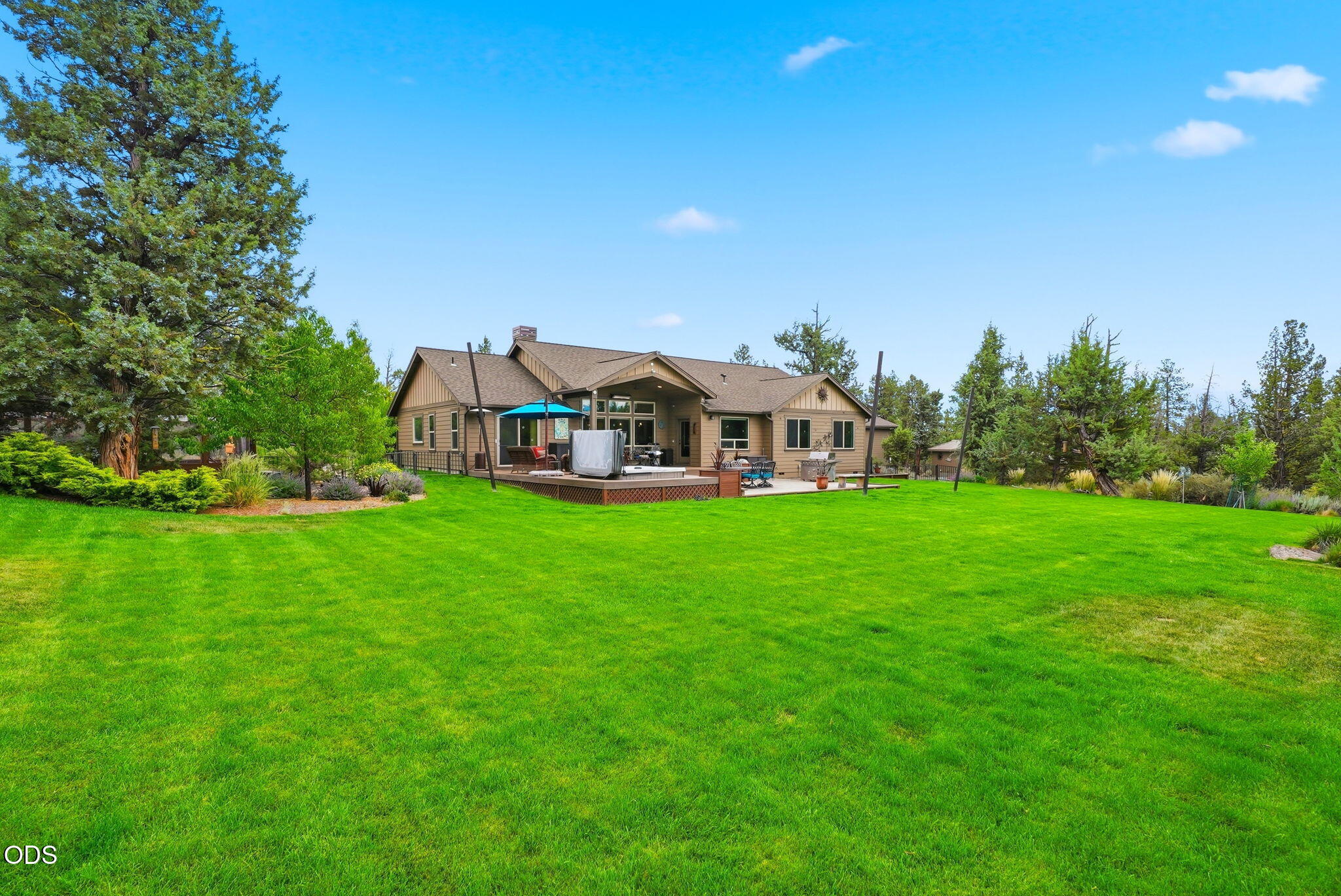 67295 Gist Road Bend, OR 97703 - Photo 46 of 57