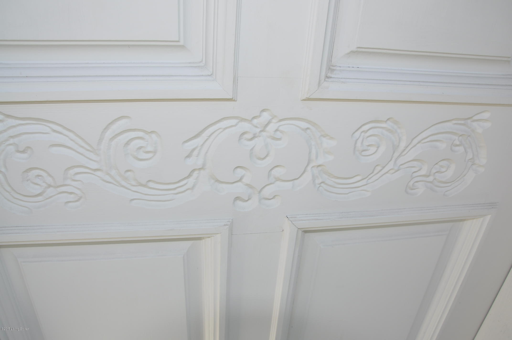 4002 Valley Station Road Louisville, KY 40272 - Photo 42 of 44 front door detail