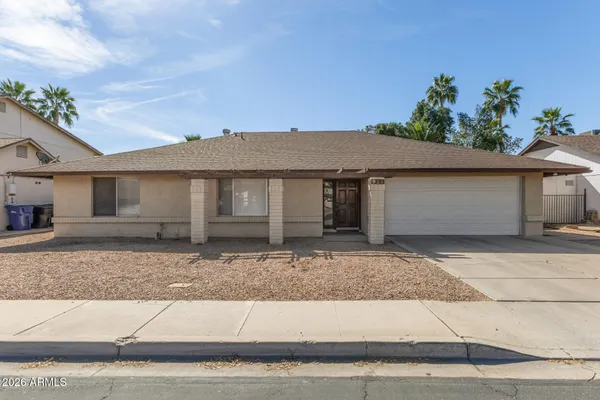 $449,000 | 925 West Mendoza Avenue, Mesa, AZ 85210