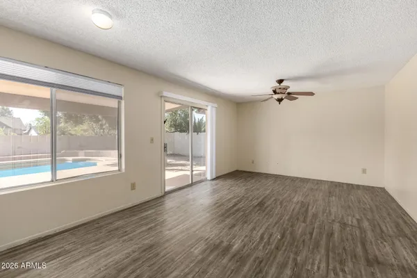 $449,000 | 925 West Mendoza Avenue, Mesa, AZ 85210
