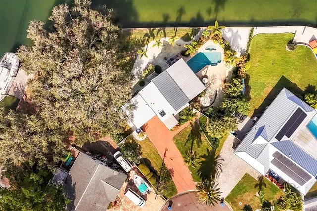 $7,800 | 3601 Coquina Key Drive Southeast, St. Petersburg, FL 33705