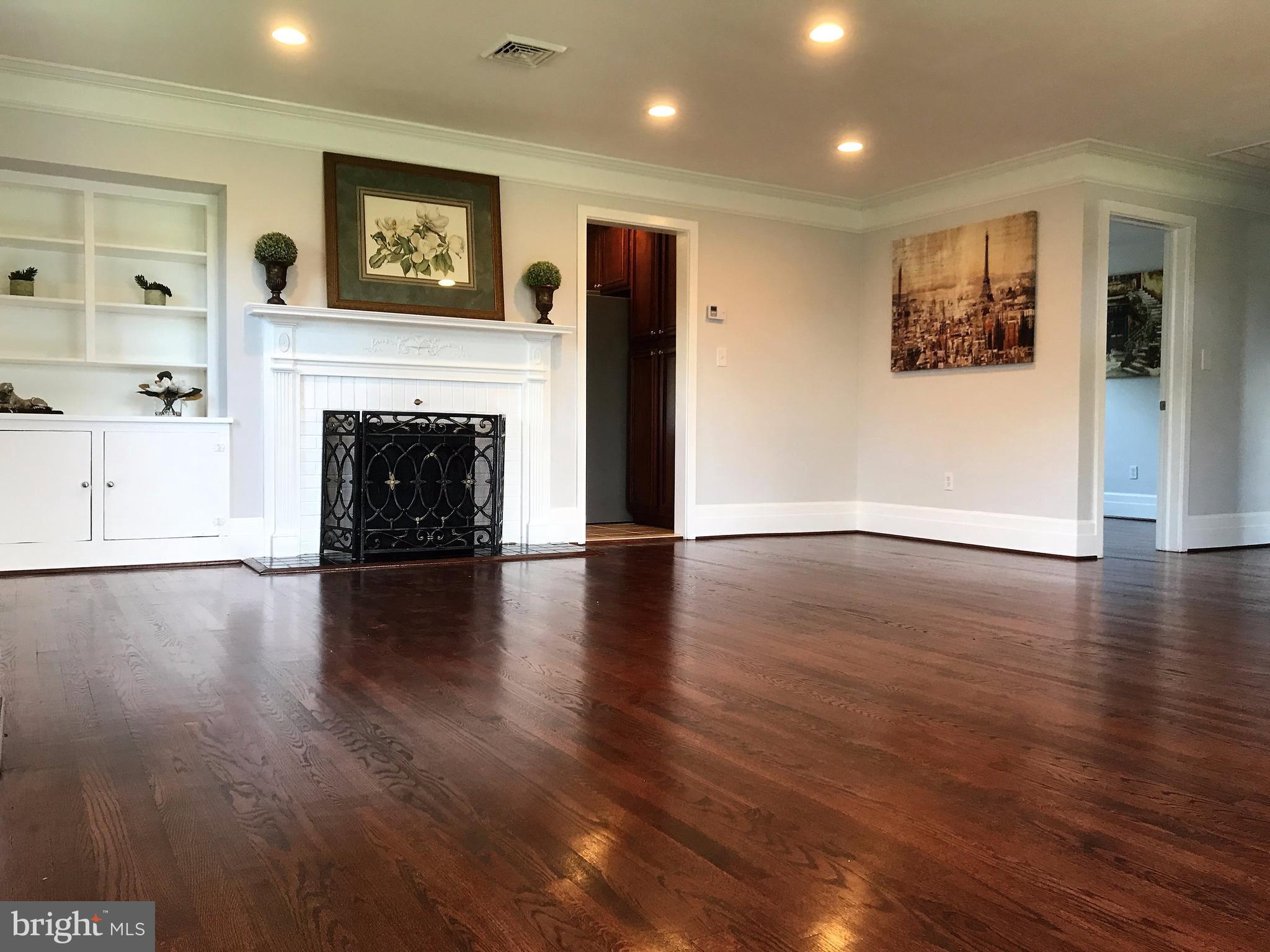 5978 Grove Hill Road Frederick, MD 21703 - Photo 5 of 30 Interior (General)