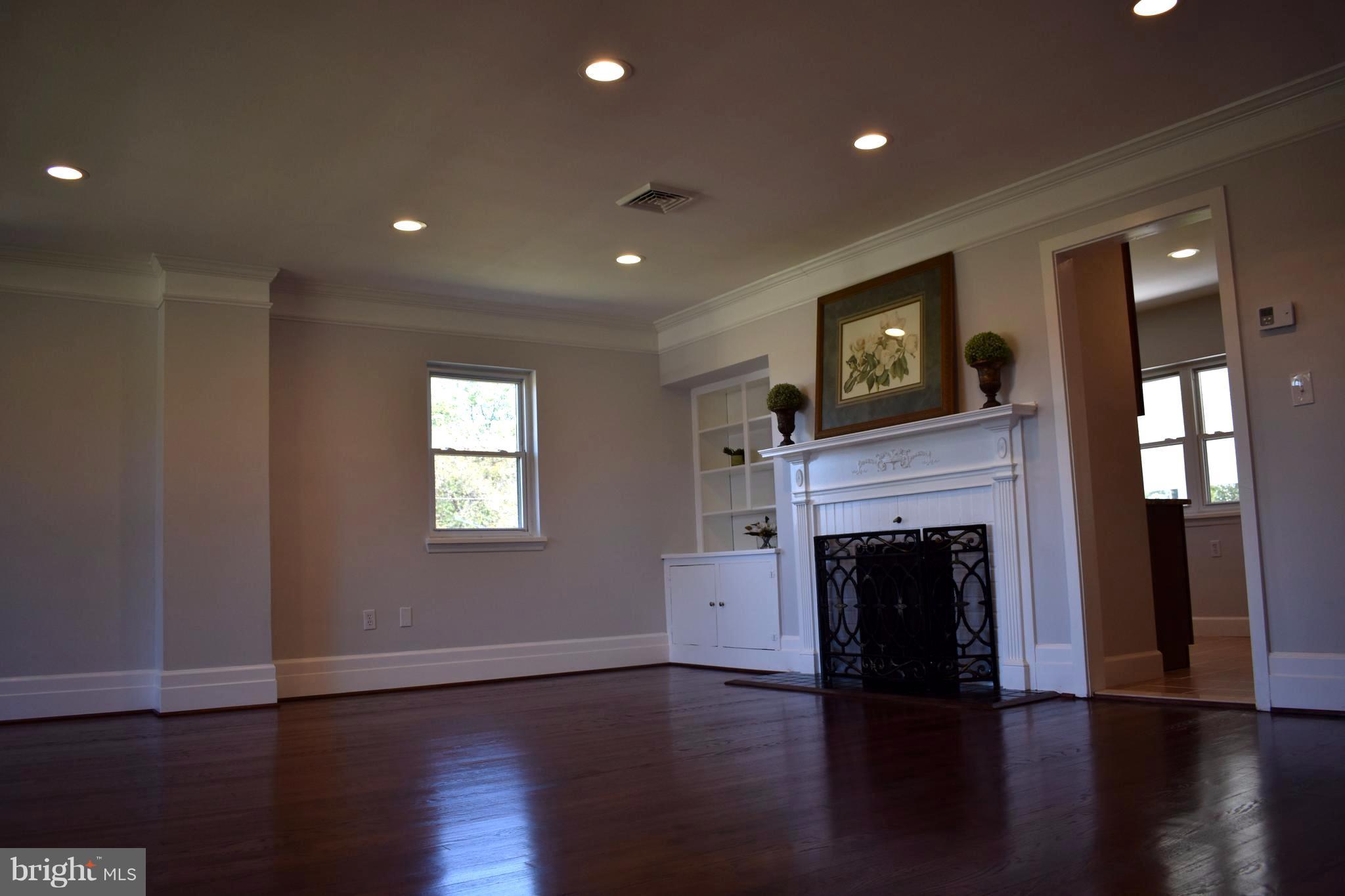 5978 Grove Hill Road Frederick, MD 21703 - Photo 6 of 30 Interior (General)