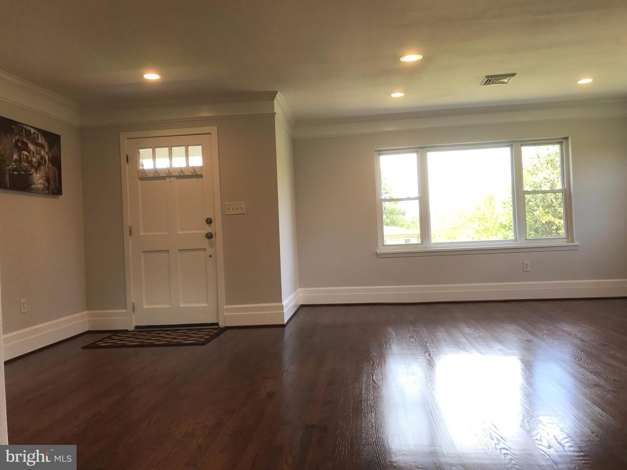 5978 Grove Hill Road Frederick, MD 21703 - Photo 8 of 30 Interior (General)