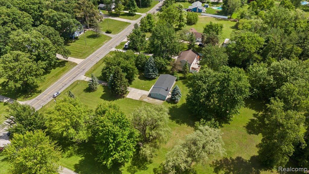 5116 Wakefield Road Grand Blanc, MI 48439 - Photo 46 of 48 Gallery Image 46