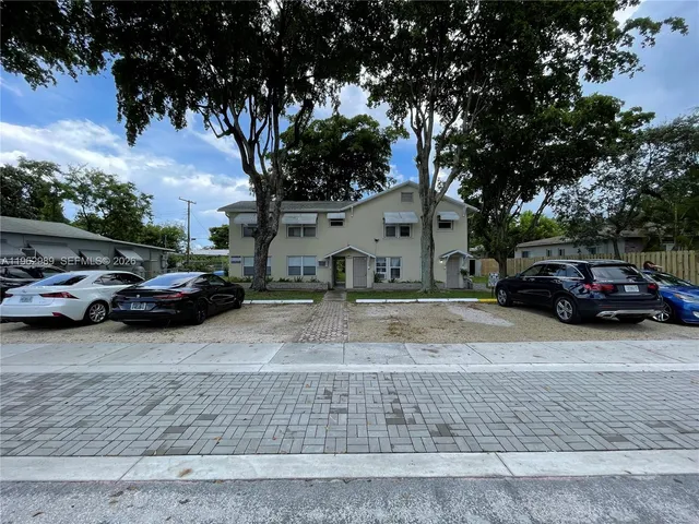 $1,575 | 26 Southeast 13th Terrace, Unit 7, Dania Beach, FL 33004