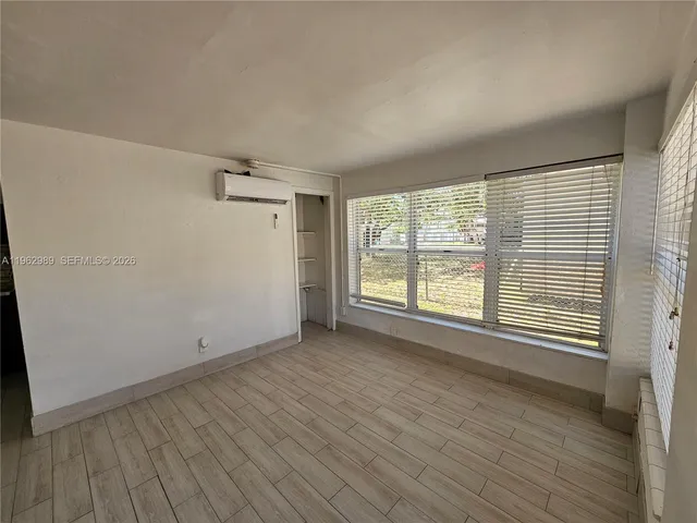 $1,575 | 26 Southeast 13th Terrace, Unit 7, Dania Beach, FL 33004