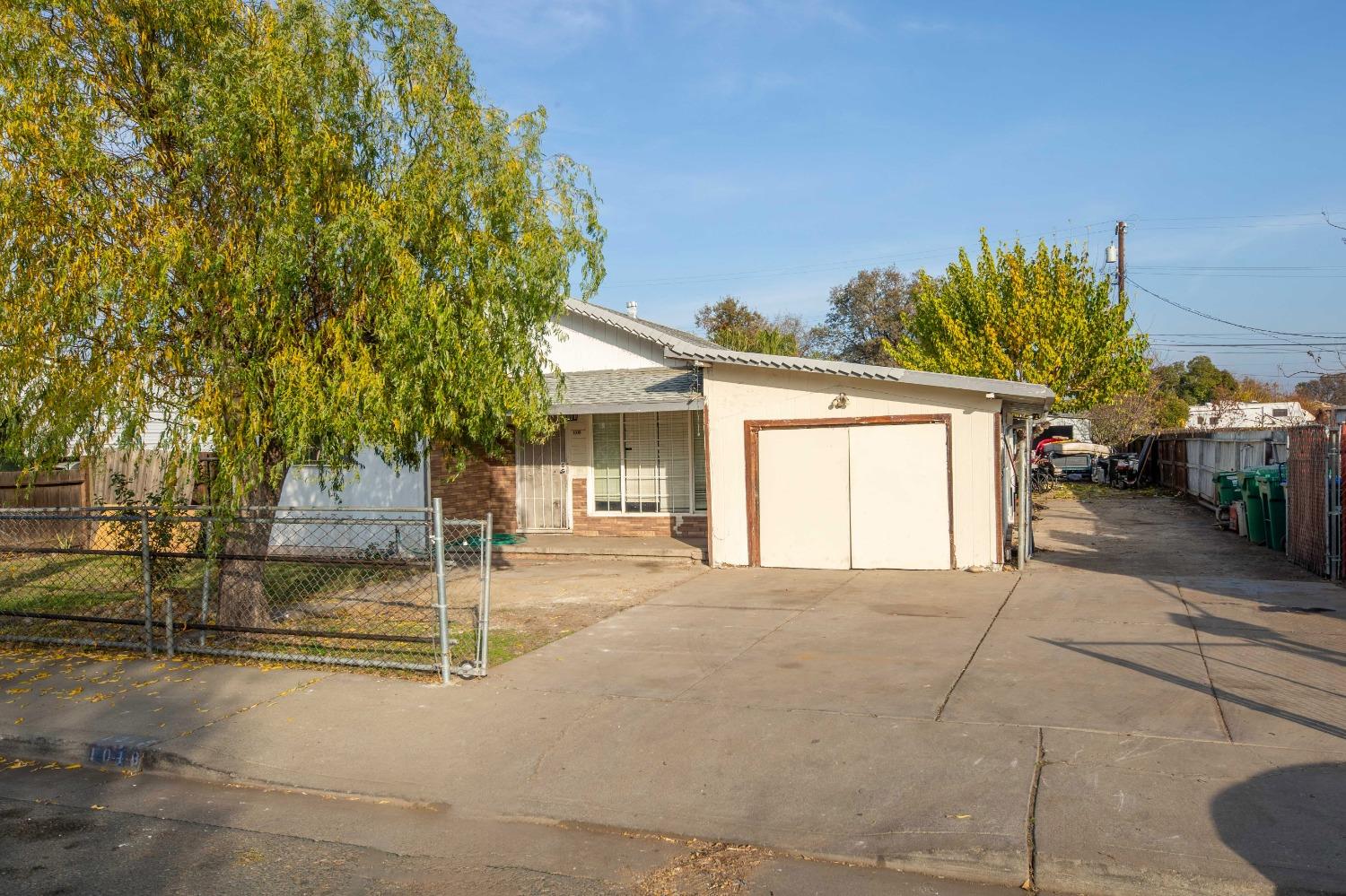 1018 South Filbert Street Stockton, CA 95205 - Photo 1 of 1 Gallery Image 1
