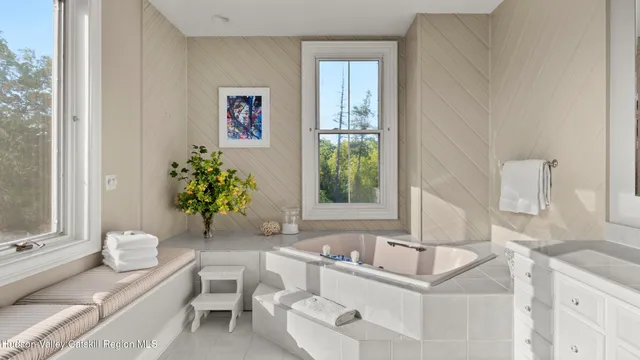 $5,900,000 | 4317 Highway 23, Hudson, NY 12534