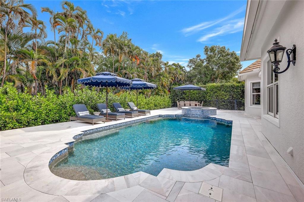 1427 Hemingway Place Naples, FL 34103 - Photo 38 of 44