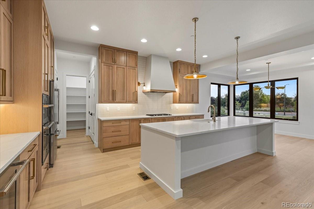 14474 Anvil Way Golden, CO 80403 - Photo 6 of 34