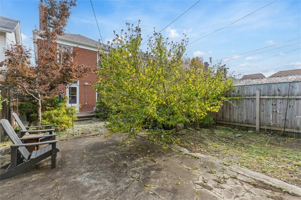1141 Chislett Street Pittsburgh, PA 15206 - Photo 22 of 34 a view of a backyard with plants