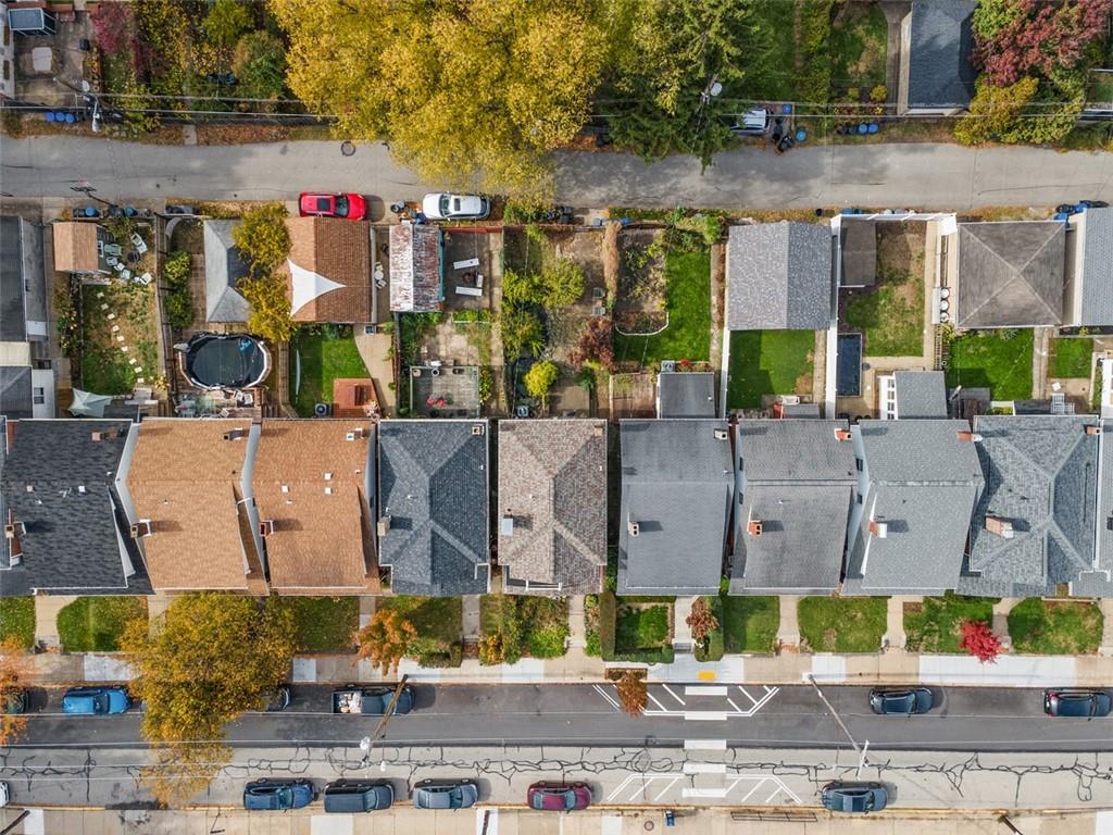 1141 Chislett Street Pittsburgh, PA 15206 - Photo 29 of 34 an aerial view of multiple house
