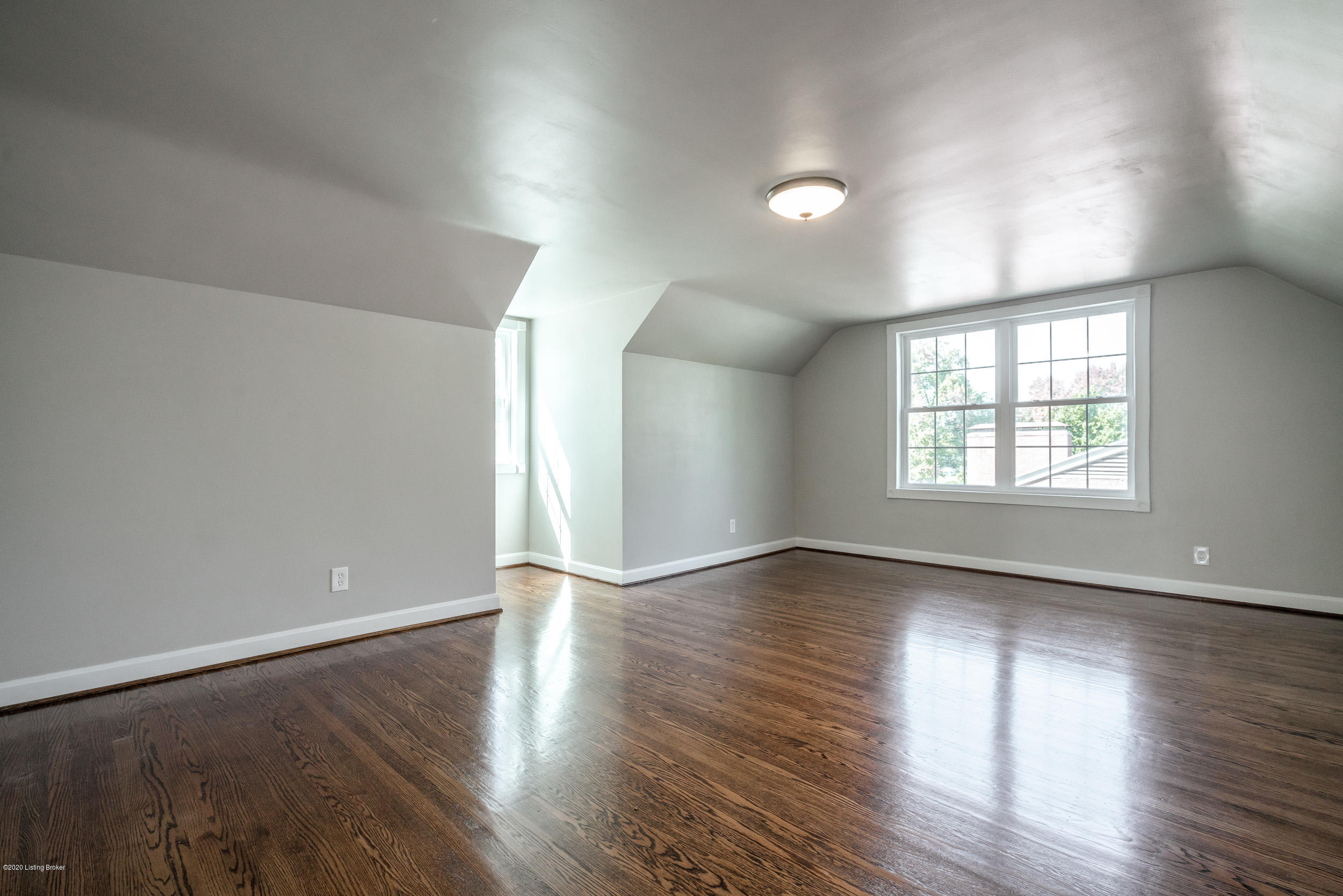 711 Indian Ridge Road Louisville, KY 40207 - Photo 34 of 46 711 Indian Ridge Road-40