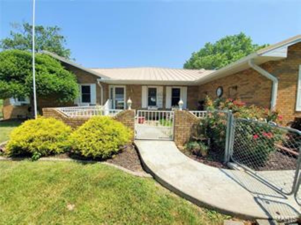 9766 Grassy Road Marion, IL 62959 - Photo 14 of 38
