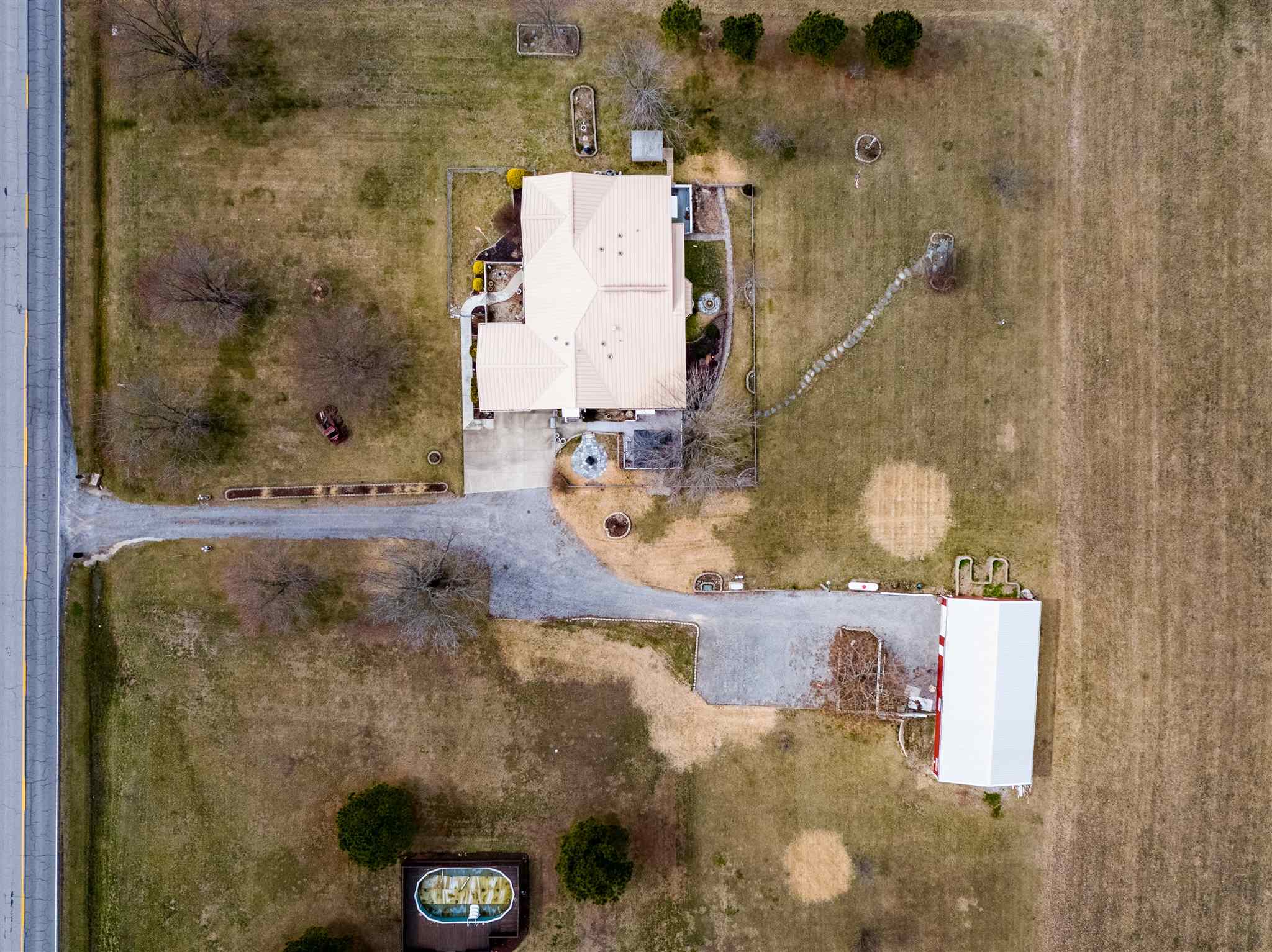 9766 Grassy Road Marion, IL 62959 - Photo 16 of 38