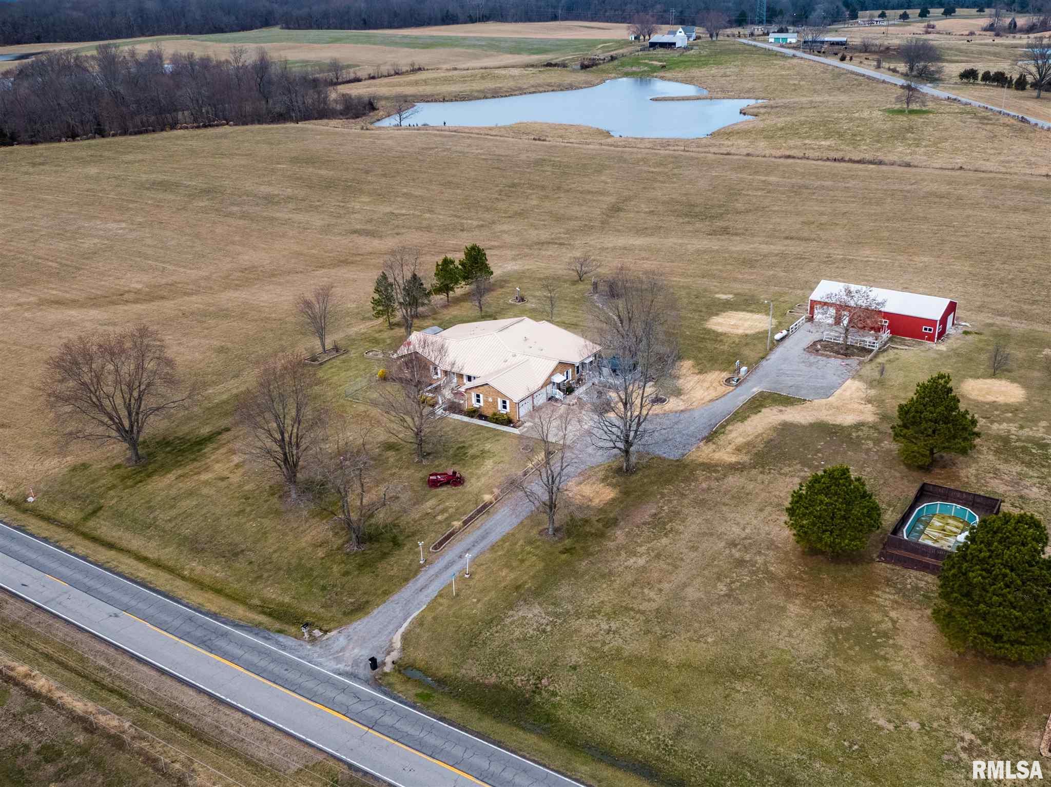 9766 Grassy Road Marion, IL 62959 - Photo 18 of 38