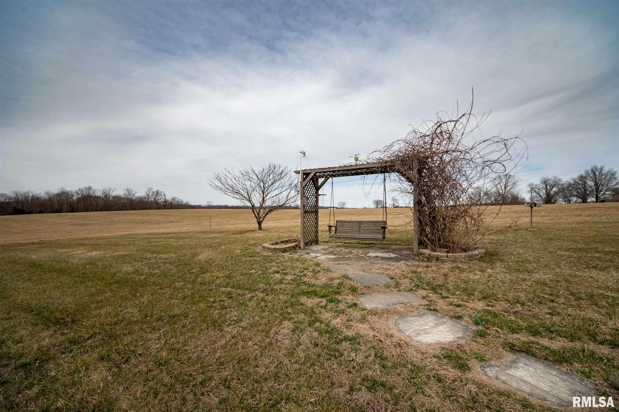 9766 Grassy Road Marion, IL 62959 - Photo 31 of 38