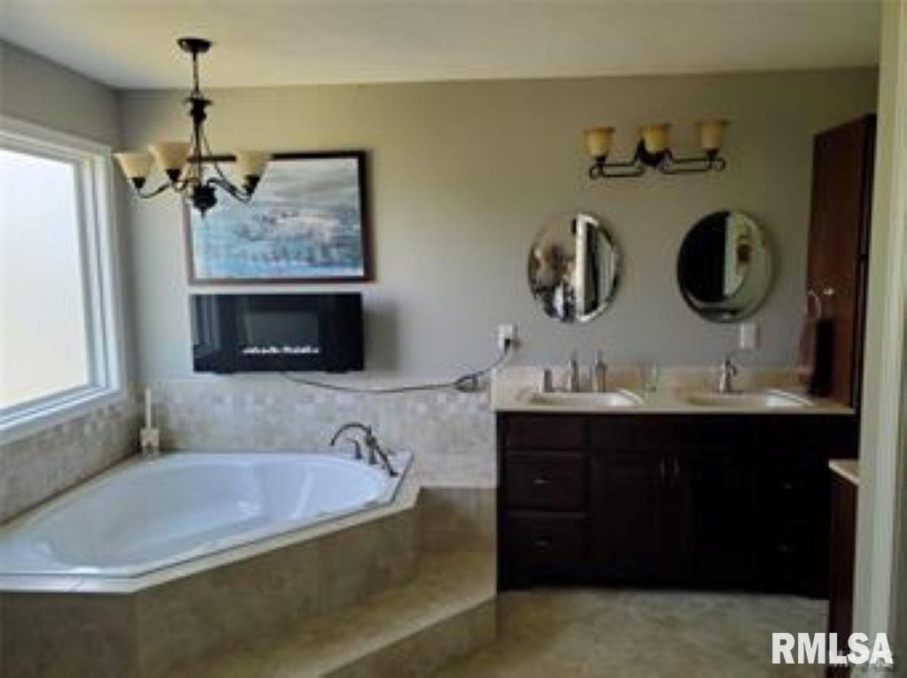9766 Grassy Road Marion, IL 62959 - Photo 10 of 38