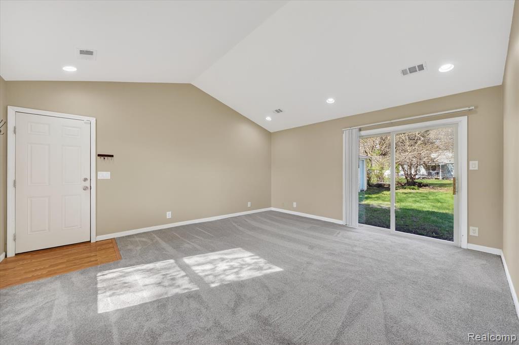 15151 Merriman Road Livonia, MI 48154 - Photo 32 of 38 Gallery Image 32