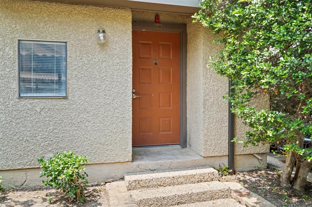4543 North O'Connor Road, Unit 1247 Irving, TX 75062 - Photo 2 of 25 a view of entrance