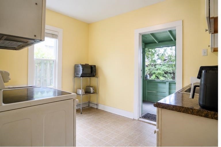 69 Saragossa Street St. Augustine, FL 32084 - Photo 9 of 52