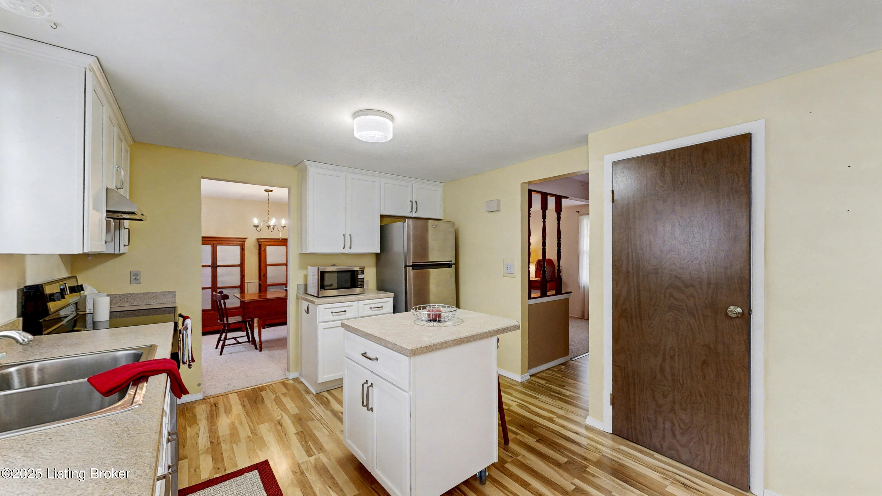6504 Mandeville Road Louisville, KY 40228 - Photo 13 of 42 6504 Mandeville Rd-15