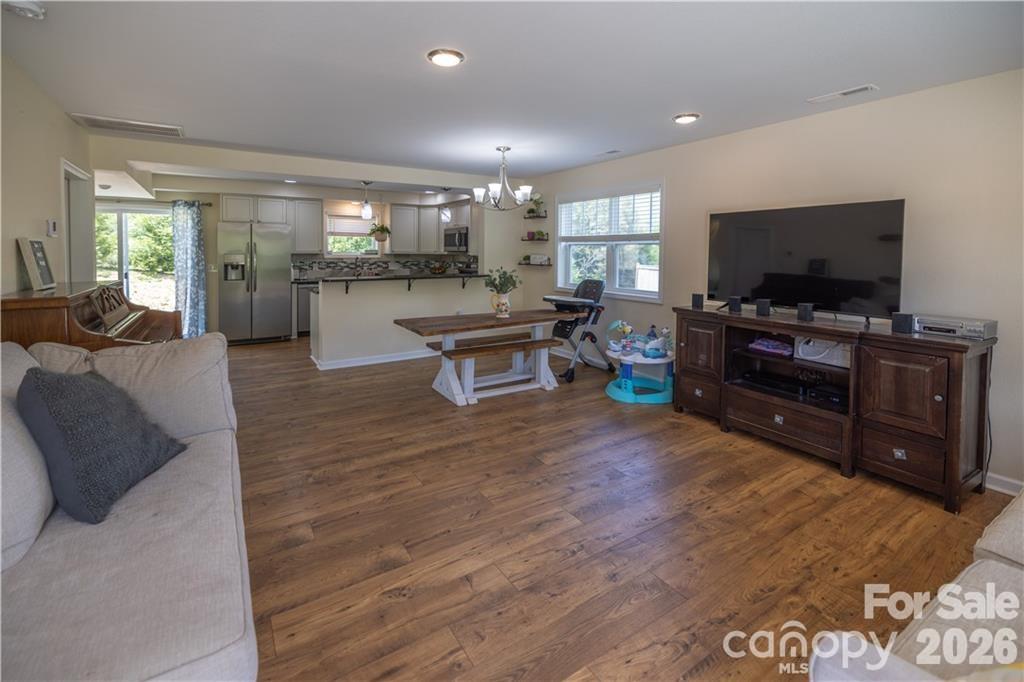 101 Towne Place Clyde, NC 28721 - Photo 6 of 28