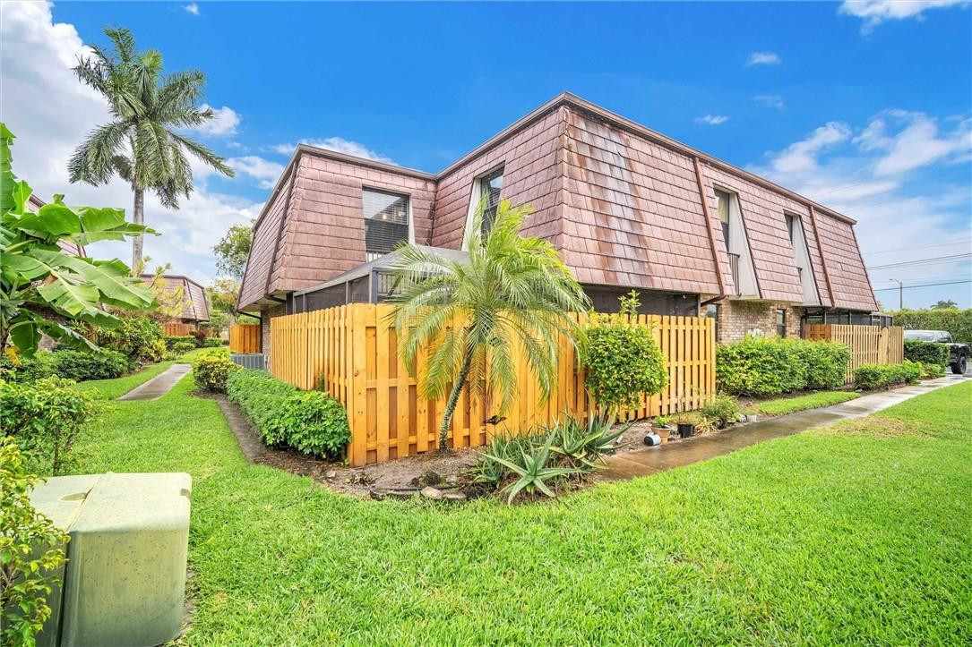 7623 Courtyard Run West Boca Raton, FL 33433 - Photo 20 of 25 Photo 20