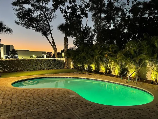 $734,000 | 4109 West Bay Ct Avenue, Tampa, FL 33611