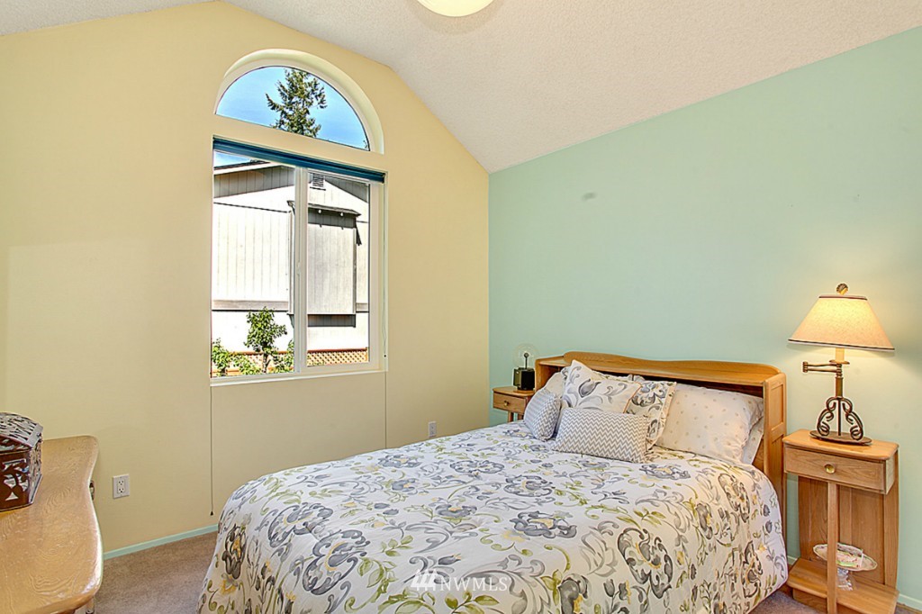 15632 203rd Avenue Southeast Renton, WA 98059 - Photo 14 of 19 Gallery Image 14