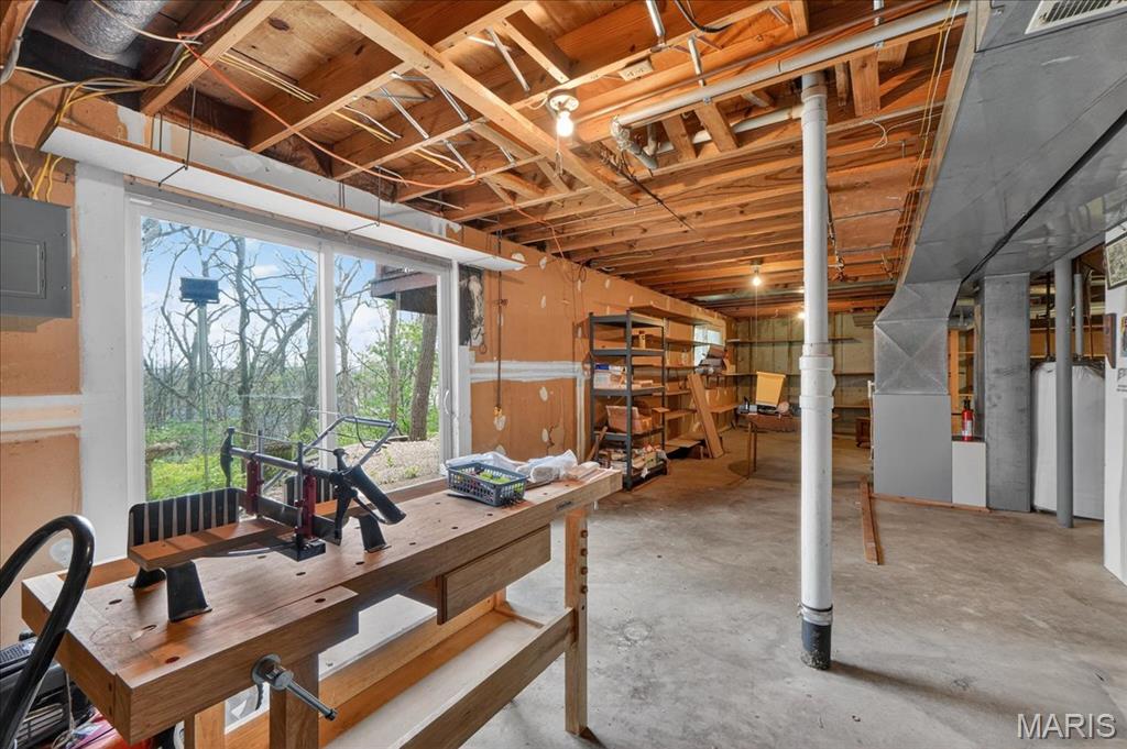 1692 Carman Road Manchester, MO 63021 - Photo 34 of 36