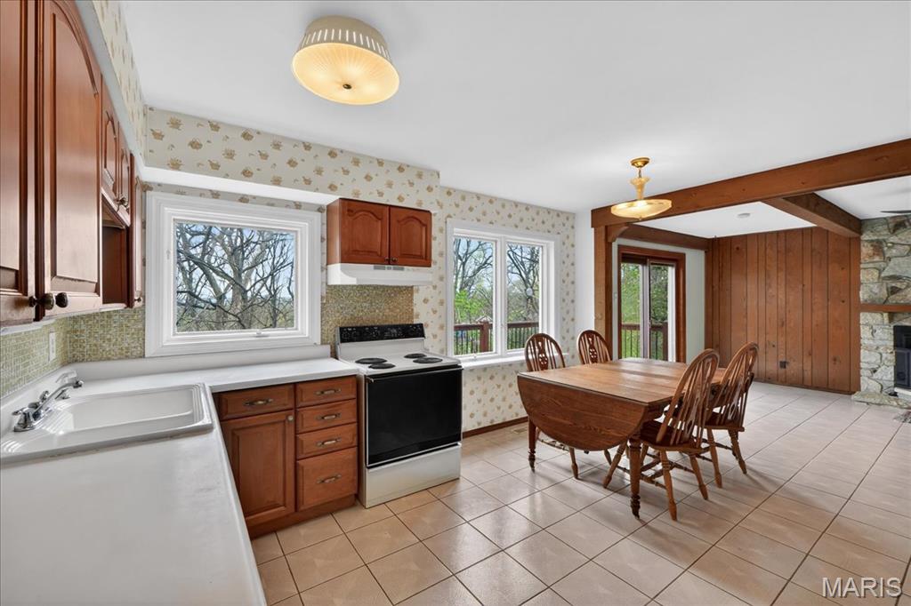 1692 Carman Road Manchester, MO 63021 - Photo 7 of 36