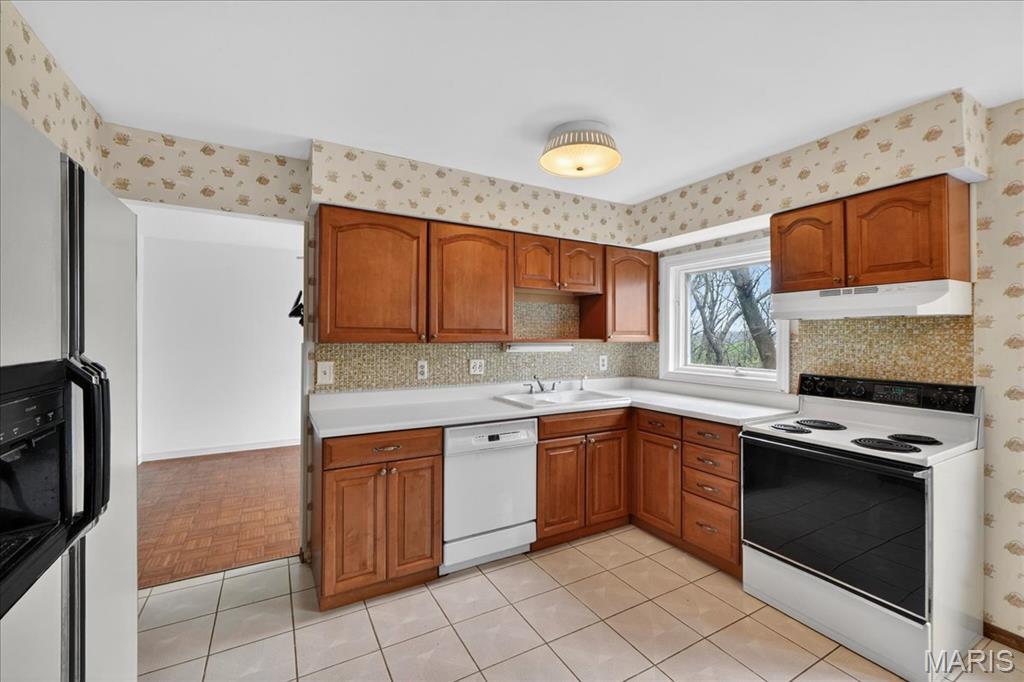 1692 Carman Road Manchester, MO 63021 - Photo 8 of 36